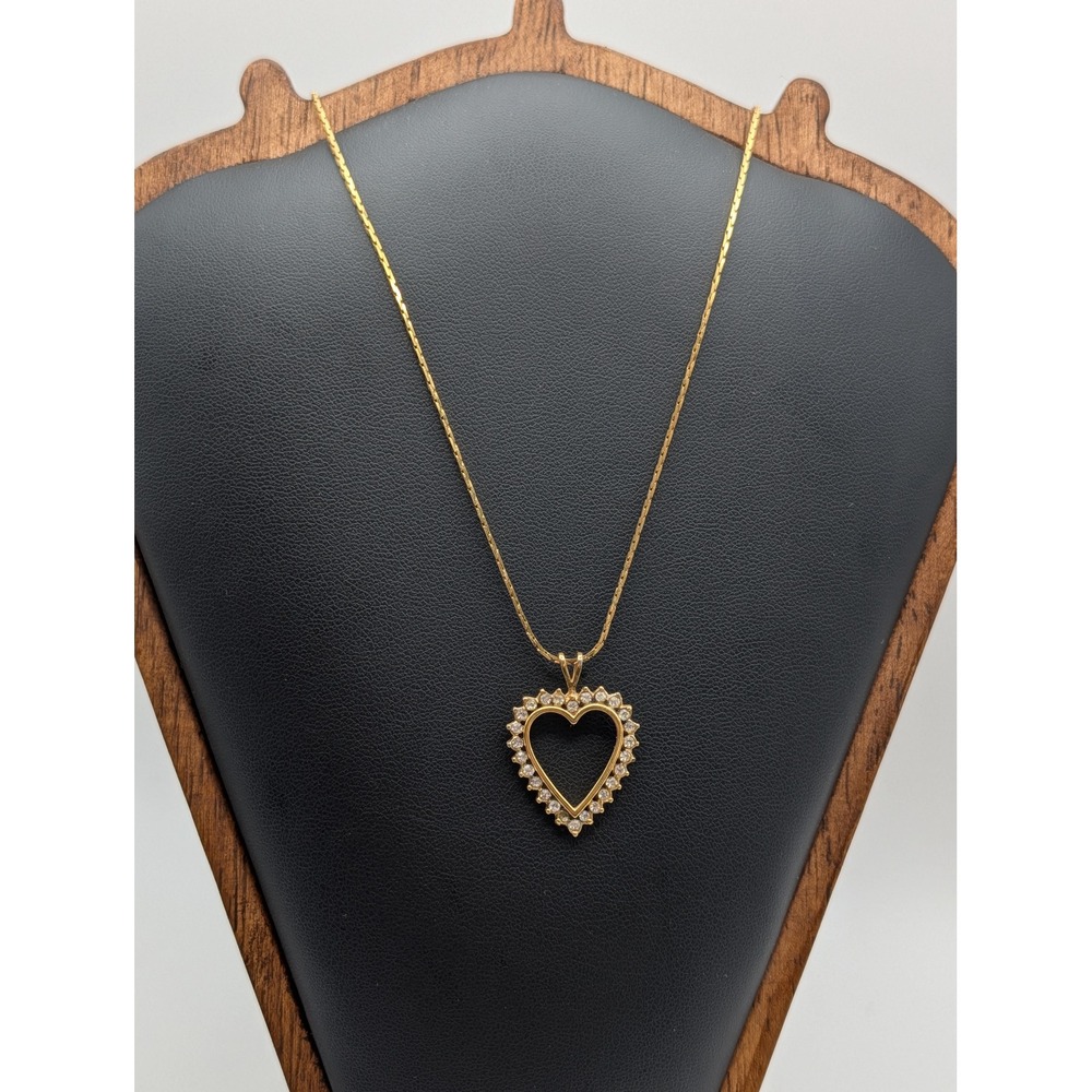 Monet Gold Tone Rhinestone Open Heart Pendant Necklace Vintage‎ Valentine